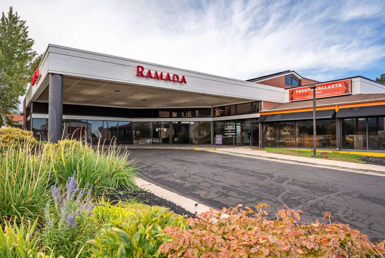 Ramada By Wyndham Cedar City Exterior photo